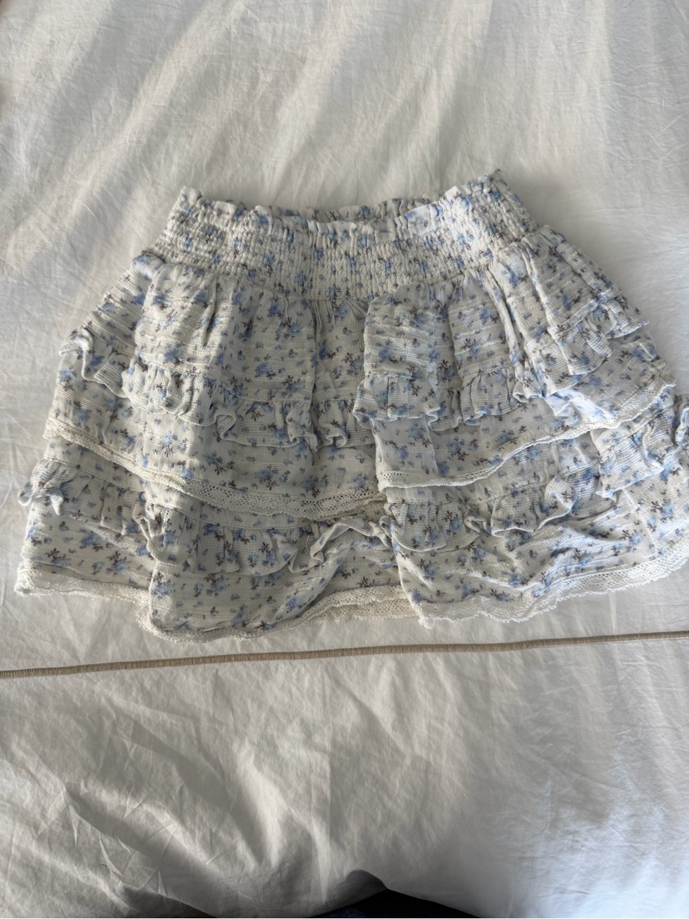 LoveShackFancy Girls' White and Light Blue Floral Ruffle Skirt